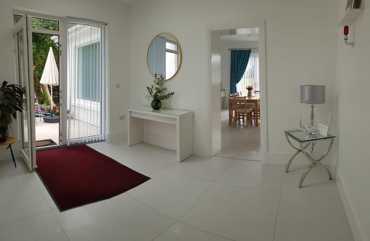 Annie'S House With Thermal Health Spa โมวิลล์ ภายนอก รูปภาพ